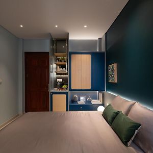 Bare Hyphen - Bare Boutique Stays